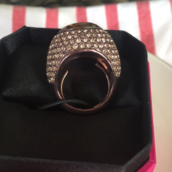 Cocktail Ring - Picture 2 of 3